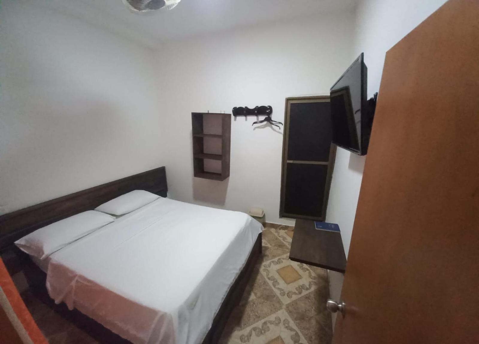 Hotel San Adolfo Carepa エクステリア 写真